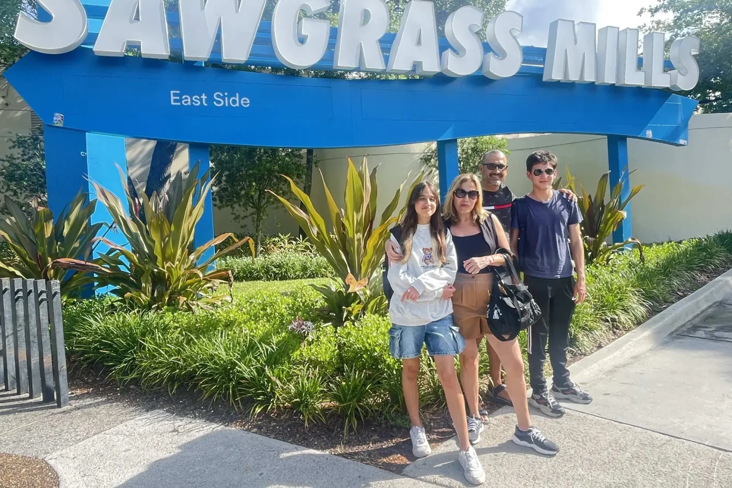 como ir de south beach a sawgrass mills mall