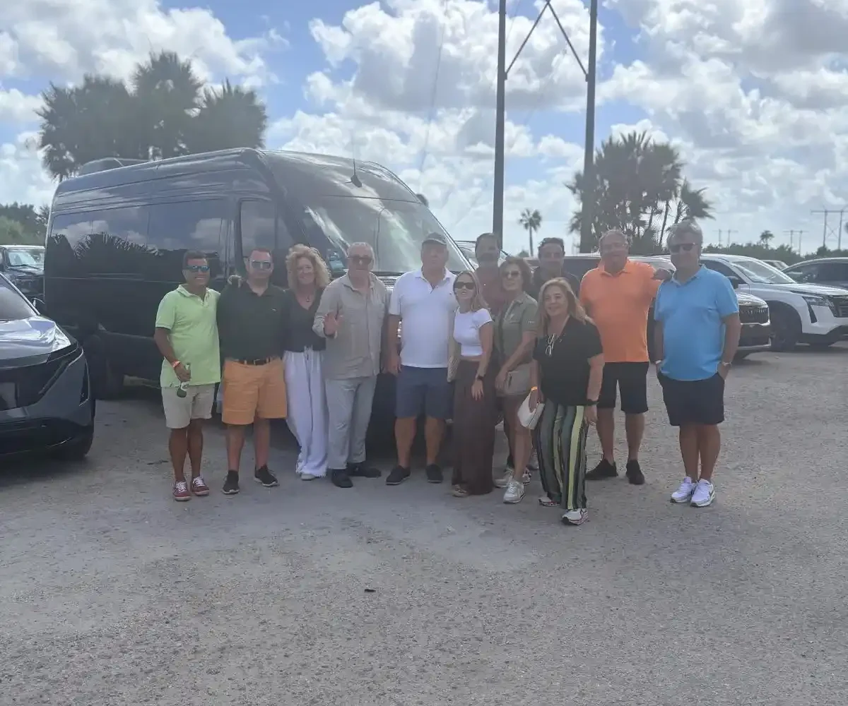 sawgrass mall shuttle service from Miami Beach