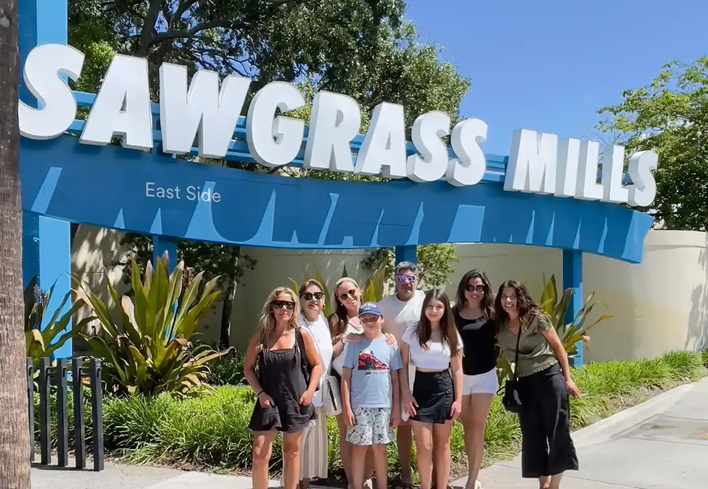 sawgrass mills shuttle