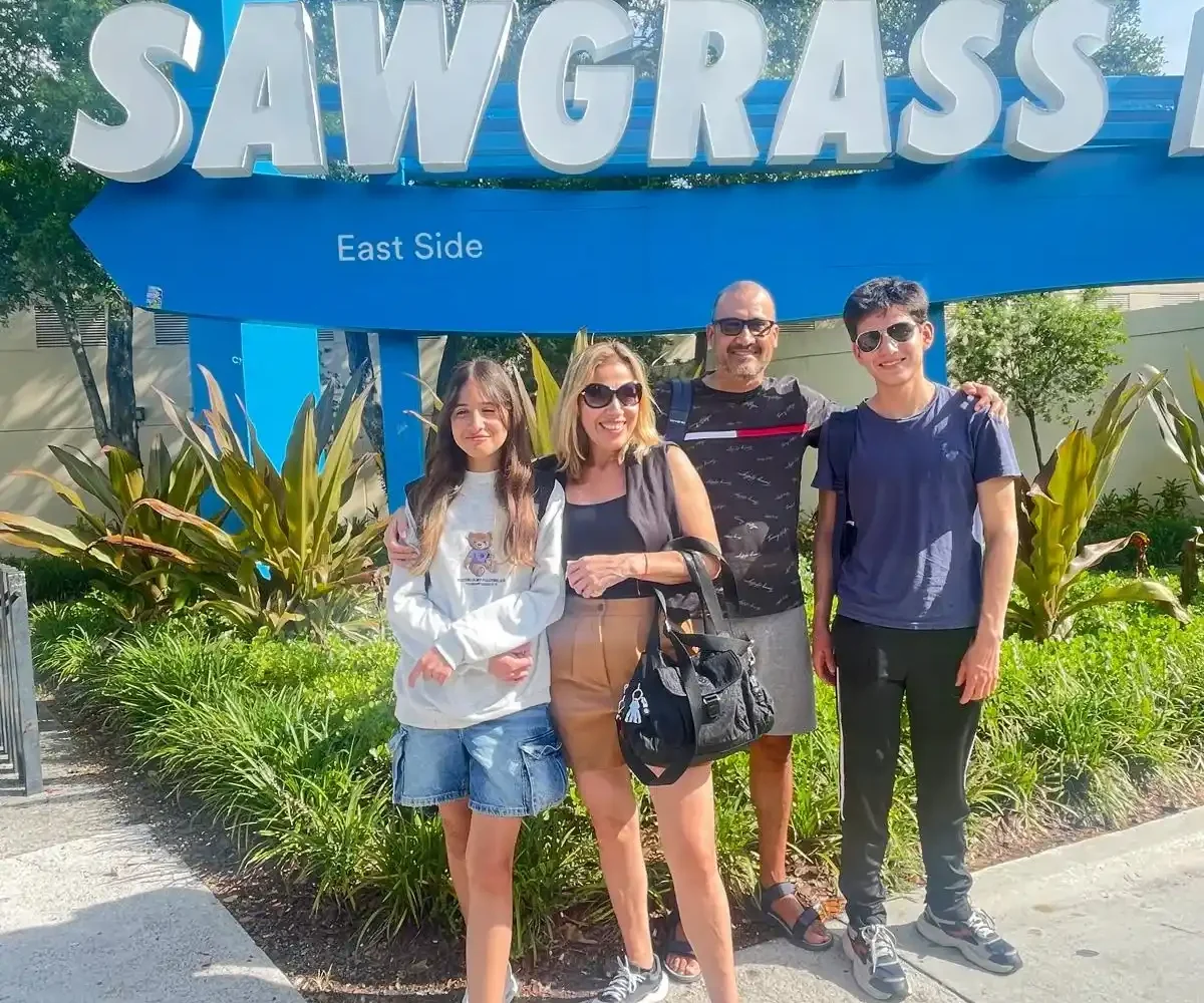 sawgrass mills official shuttle